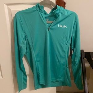 Womens Huk fishing shirt